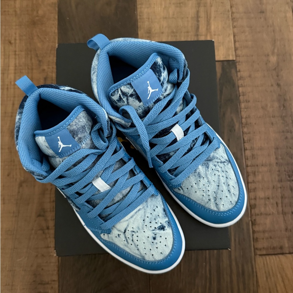 Jordan Blue High-Top Sneakers with Metallic Accents